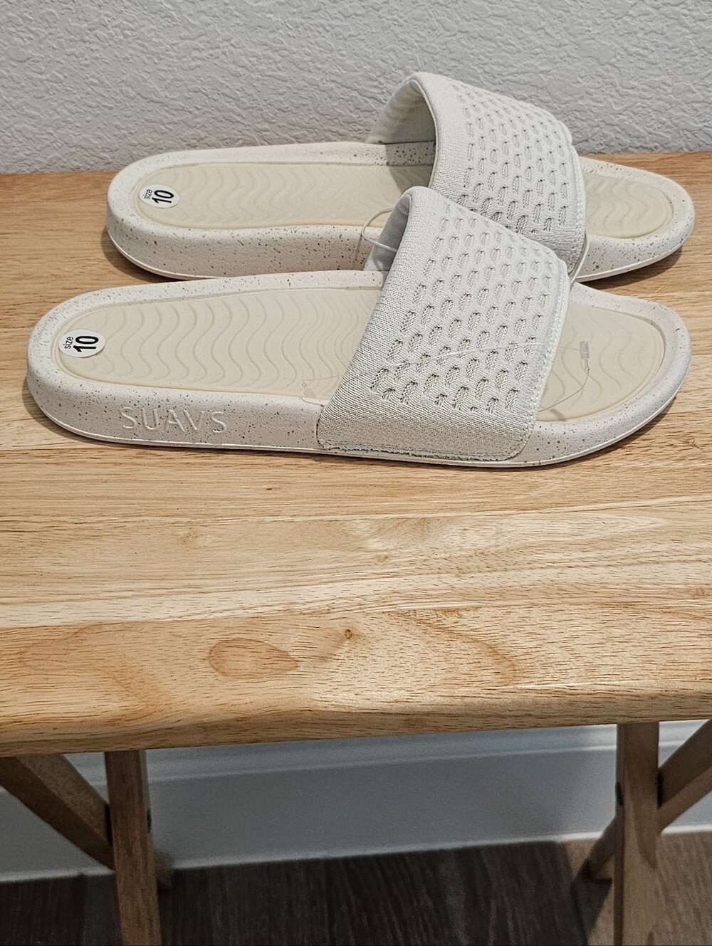 SUAVS The Eddy Slide Knit Sandals Sand White NWOB Women's 10 / Men's 8
